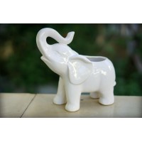 Better Homes and Gardens 10 in. Outdoor Elephant Planter   565821524